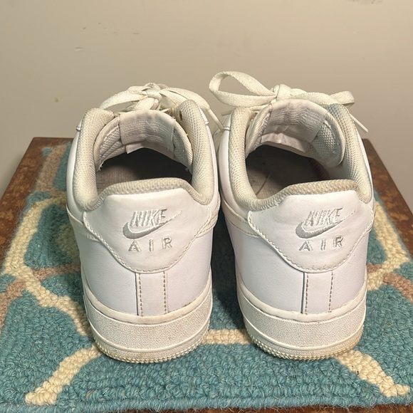 Nike Air Force 1 - Picture 4 of 8